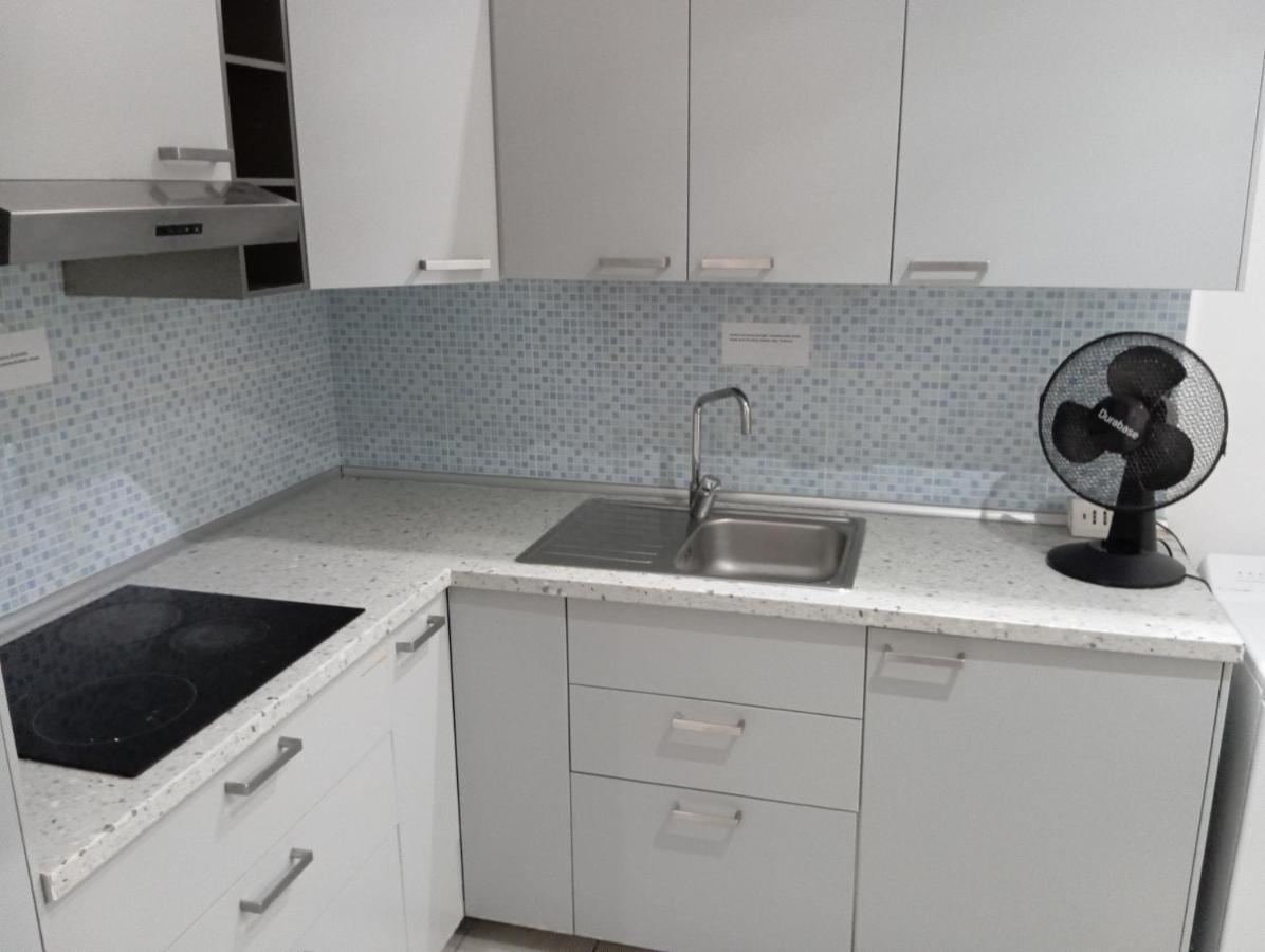 Apartamento Apartament Famagosta Milano Exterior foto